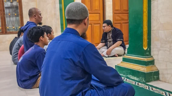 Tarawih Pertama di Masjid As-Salam Pondok ILC-Zaid bin Tsabit