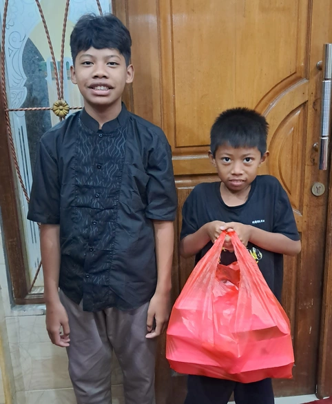 Sahur dan berbuka untuk jamaah masjid As-Salaam